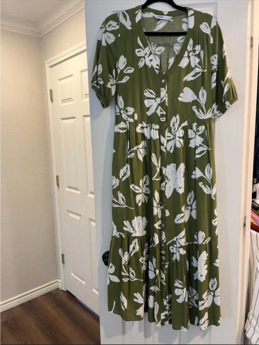 Kohl's Olive Green and White Floral Asymmetrical Midi Dress